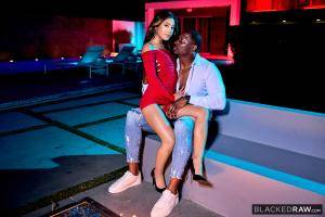 Original 2999 px/ 2000 px