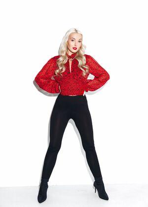 Original 3000 px/ 4200 px