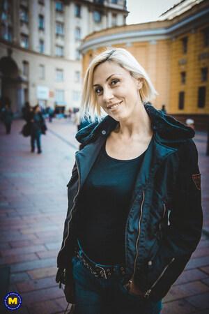 Original 1706 px/ 2560 px