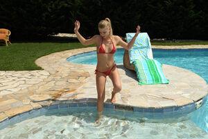 Original 4842 px/ 3220 px