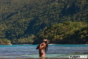 Original 2999 px/ 2000 px