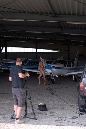 Original 669 px/ 1000 px