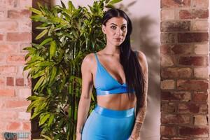 Original 4500 px/ 3000 px