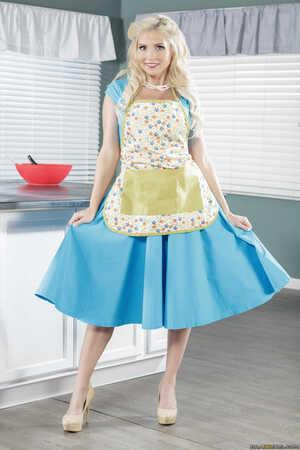 #Brazzers - Christie Stevens - Lets Bake a Creampie