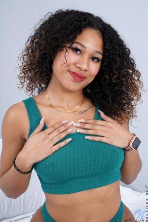 Original 2401 px/ 3600 px