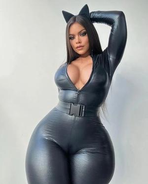 Original 869 px/ 1080 px