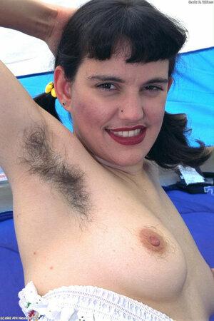 Original 683 px/ 1024 px