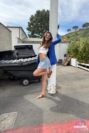 Original 2000 px/ 3000 px