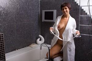 Original 1600 px/ 1064 px