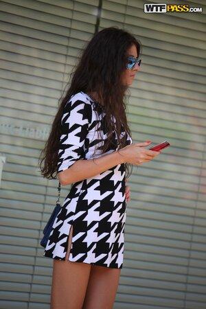 Original 1067 px/ 1600 px