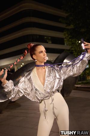 Original 2000 px/ 2999 px