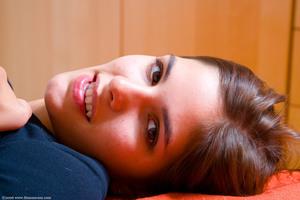 Original 1648 px/ 1098 px