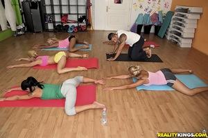 Original 900 px/ 600 px