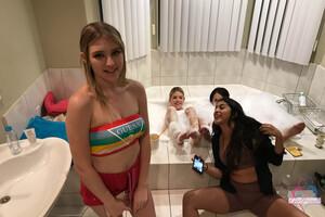 Original 3000 px/ 2000 px