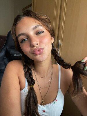 Original 1536 px/ 2048 px