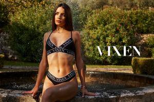 Original 2999 px/ 2000 px