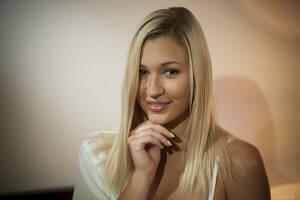 Original 5000 px/ 3333 px