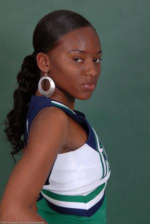 Original 1031 px/ 1536 px