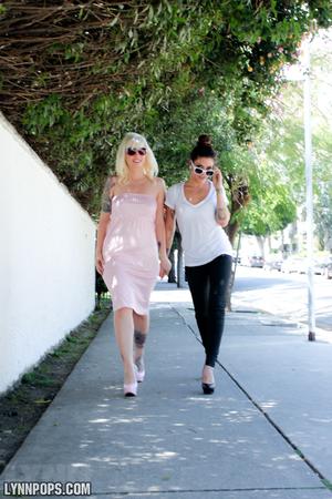 Original 533 px/ 800 px