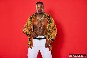 Original 2999 px/ 2000 px