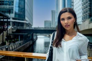 Original 1600 px/ 1067 px