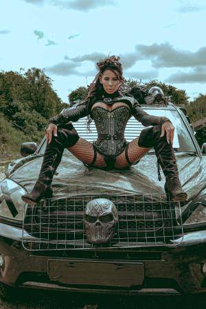 Original 2000 px/ 3000 px