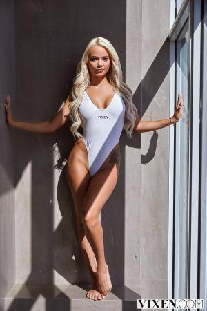 Original 2000 px/ 3000 px