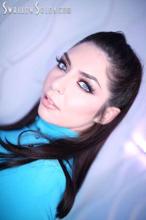 Original 854 px/ 1280 px