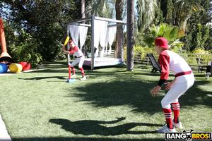 Original 2000 px/ 1333 px