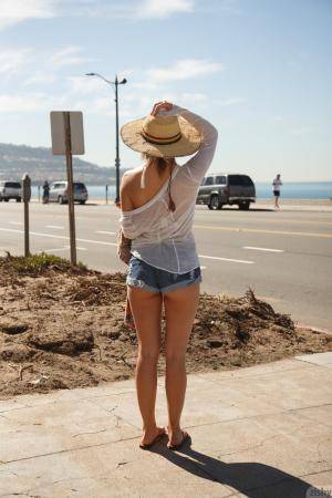 Original 1280 px/ 1920 px