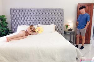 Original 8192 px/ 5464 px