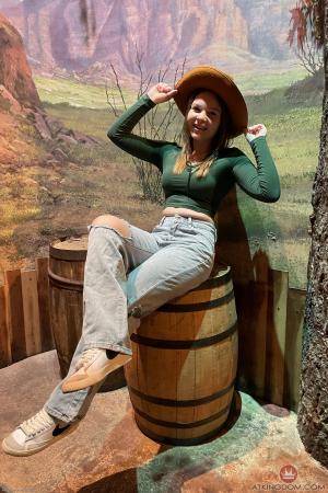 Original 2000 px/ 3000 px