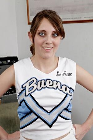 Original 682 px/ 1024 px