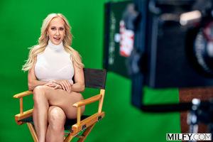 Original 2999 px/ 2000 px