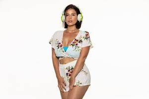 Original 3000 px/ 2000 px