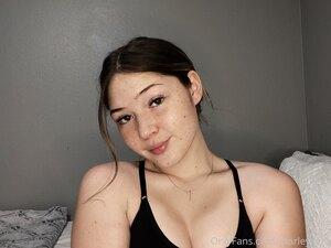 Original 2048 px/ 1536 px