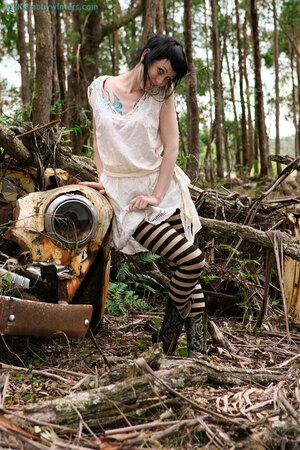 Original 981 px/ 1472 px