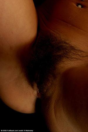 Original 683 px/ 1024 px