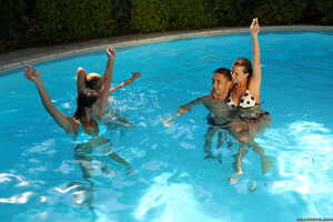 Original 2495 px/ 1663 px