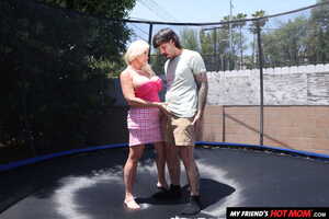 Original 2500 px/ 1667 px