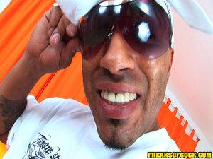 Original 900 px/ 675 px