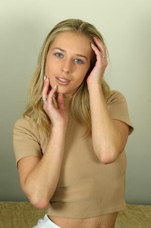 Original 1360 px/ 2048 px