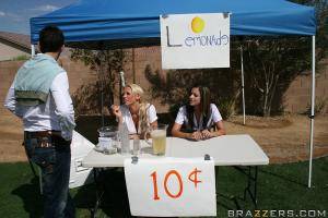 Original 900 px/ 600 px