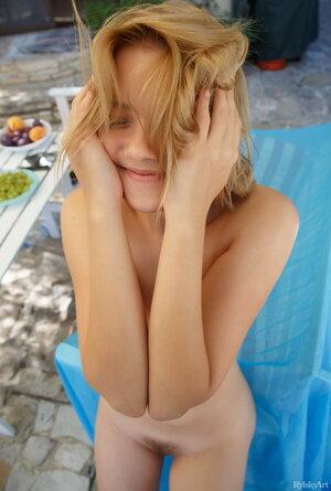 Original 2156 px/ 3200 px