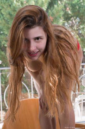 Original 851 px/ 1280 px