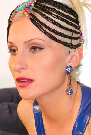 Original 978 px/ 1451 px