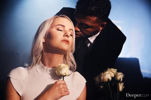 Original 2999 px/ 2000 px