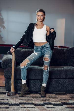 Original 3840 px/ 5760 px