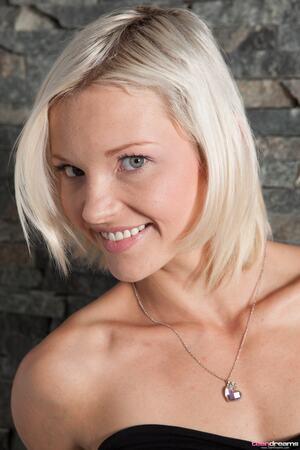 Original 3744 px/ 5616 px