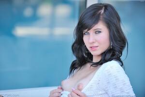 Original 1600 px/ 1064 px